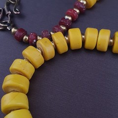 Antique African Sunburst Yellow Tire Glass Bead Necklace 24in 6.2–10.1mm