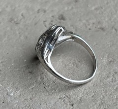 Vintage 14k white gold diamond and deco filigree ring
