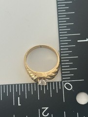 Vintage Thailand Gold-Tone Solitaire Ring – Ribbed Swirl Design