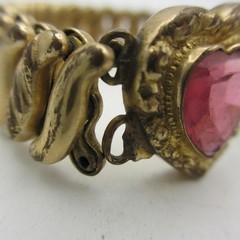 Vintage Carmen Sweetheart Bracelet Red Heart Expansion WWII Era BROKEN LINK