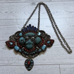 Vintage Nepal Tibet Carved Foo Dog Pendant Necklace Coral Lapis Turquoise Tone