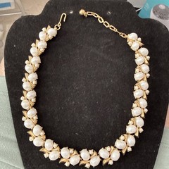 Lovely Crown Trifari Necklace Ideal For Wedding Events And Wedding Parties
