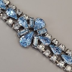 Vintage Rhinestone Bracelet Blue Clear Tapered Silver Tone Safety Chain 6.5″