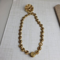 Watermelon Rivoli Necklace Vintage Signed Lisner 16″ READ Missing One Back Stone