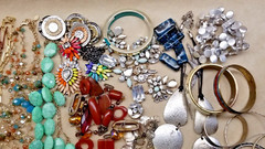 Estate Vintage Junk Drawer Jewelry Lot Unsearched Untested Repair Craft