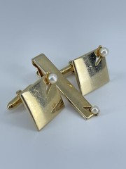 vintage Swank Pearl cufflinks and tie clip bar set square polished gold tone