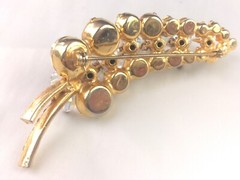 Verified Sparkly Vintage JULIANA D&E Clear AB Bead Gold Tone Leaf Pin Brooch