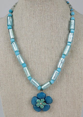 Vtg. Enamel And Acrylic Flower Pendant Necklace Blue Frosted Glass Beaded 16.5″