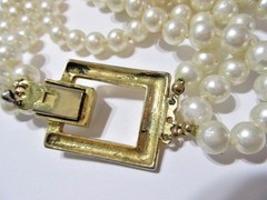MULTI-STRAND DESIGNER STYLE LONG SIMULATED PEARL FANCY CLASP W CRYSTAL BUCKLE