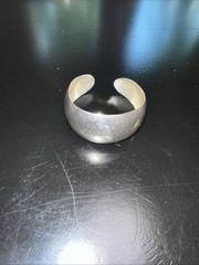 Beautiful vintage Taxco Mexico Sterling Silver bracelet