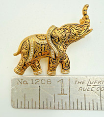Vtg Damascene Elephant Brooch Pin Gold-Colored Spain Pre-Owned Very Good Conditi