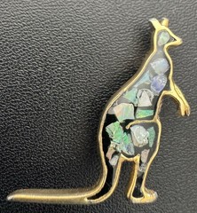 Vintage Lega Australian Opal Chip Inlay Kangaroo brooch pin