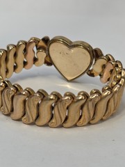 Vintage Marine Logo On Heart Expandable Sweetheart Bracelet Gold Tone