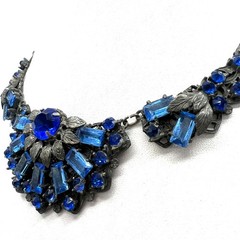 1930s Czech Blue Glass Rhinestone Pot Metal Floral Bib Necklace