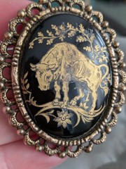 Damascene VTG Astrology Pin Jewelry Taurus Bull Cameo Brooch Animal Art