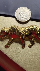Vintage Monet Fashion Jewlery Gold tone Tiger Brooch Pin. J1