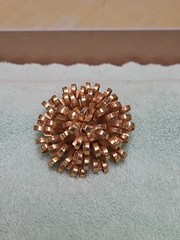 Vintage Unbranded Gold Toned Bow Round Brooche *SEE PICS