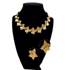 GOLD FILLED GERMANY SIGNED RETRO SET CLIP EARRINGS NECKLACE ENGLISH IVY LEAGUE