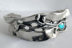 BIG HAGIT GORALI ISRAEL STERLING CUFF BRACELET, 6 1/2 INCHES WEARABLE, 42 GRAMS