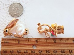 🐰 Lot #1 Vintage Now Bunny Rabbit Pin Brooch Earrings Marvella Avon Rhinestone