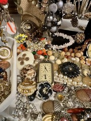 Pretty Junk Jewelry Lot Vintage And Modern Mix 9 1/2 Lbs. For Repurpose Or Craft