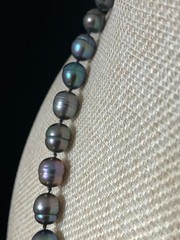 Pearl Necklace Hand Knotted Beads Oil Slick Peacock 9-10mm 925 Clasp 18″