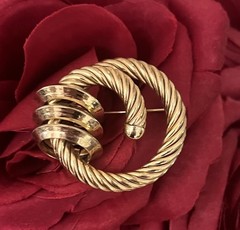 Vintage Stamped Germany Door Knocker Twist Rope Circle Brooch Gold Plated Brass