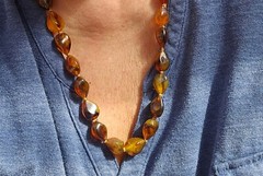 24″ Vintage Chunky Acrylic Lucite Faux Amber Beaded Necklace