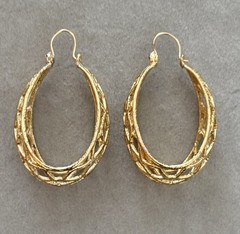 Vintage Gold Tone Filigree Lattice Hoop Earrings For Pierced Ears