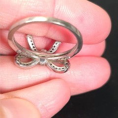Vintage Unbranded Sterling CZ Bow Ring Size 8.25