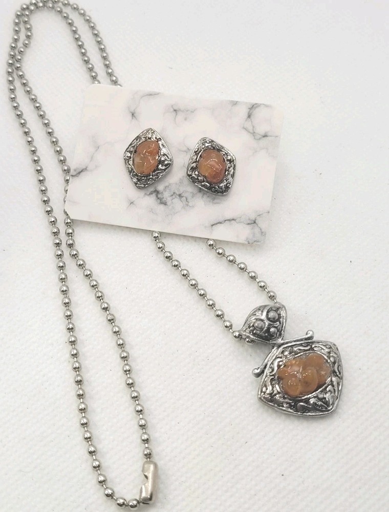 Vintage Silver Tone Chain Pedant Pinc Stone Necklace 22in And Matchi Earrings.