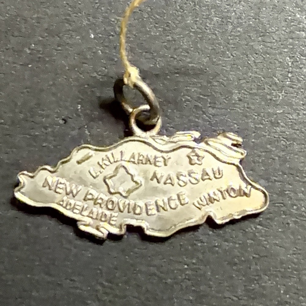 Vintage Bahamas 925 Sterling Silver Vintage Charm Pendant