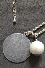 John Wind Sorority Gal Cotton faux Pearl Initial Necklace Letter H Silver tone
