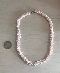Vintage 1980’s Puka Shell Chip Beaded Blush Peach 18” Collar Necklace Boho Beach