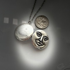 Full Moon Face Locket Necklace Sterling Silver Chain Secret Pillbox Vtg Pendant