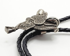 Horse Saddle Southwestern Western Cowboy Silver Tone Vintage Bolo Tie Necklace