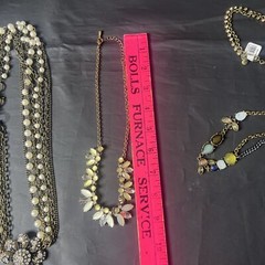 Lot Of Three Necklaces – Chunky Floral Insect Bee 16, 9 & 12 Inches Career Dress