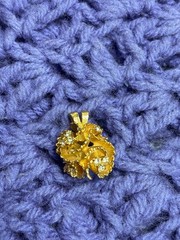 Vintage Goldtone Ruffle Flower Pendant Clear Rhinestones 7/8 inch