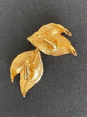 Earrings Leaf Large Gold Tone Clip On Vintage