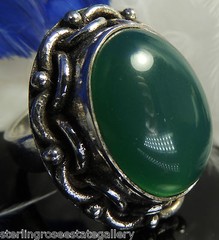 Vintage Chrysoprase 1 1/8″ Sterling Silver 0.925 Cocktail Band Ring size 7.5