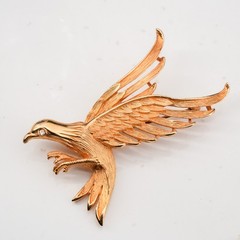 Large Vintage Americana Gold-Tone Eagle Brooch 2.5in Rhinestone Eye Bird Pin