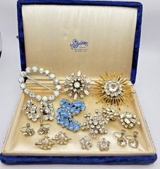 Vintage 13 Piece Lot of Rhinestone Jewelry – Earrings Brooches Pins Slide