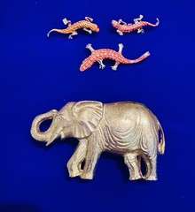 Animal Designer Brooch Pin Lot Of 24 MYLU AVON Liz Claiborne Nancy Wolff AAi