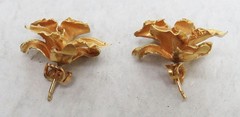 BEAUTIFUL 18K GOLD LILY FLOWER EARRINGS
