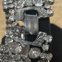 Vintage Mid Century Rhinestone 5 Row Bracelet Silver-Tone 7.5″ (FC110-1Q4452