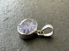 THREE VINTAGE STERLING SILVER SPRING COLOR GEM CHARM PENDANTS G354