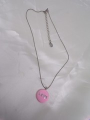 Vtg Cookie Lee bead chain with breast cancer / Love pendant necklace 747-9