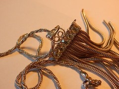VTG 1950S 1960S DINGLE DANGLE SILVER TONE NECKLACE RHINESTONES FUN