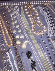 Great Lot 55 Mostly Vintage Faux Pearl Necklaces Many Designs & Styles