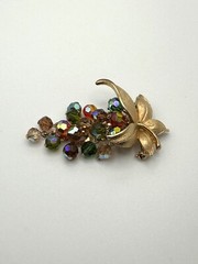 Vintage Gold-Tone Flower Brooch With Colorful Faceted Beads & Secure Pin Clasp